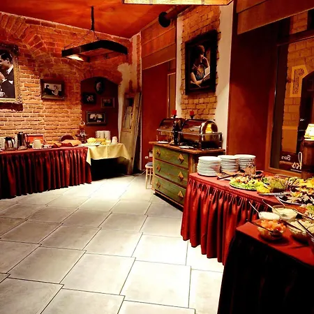 Boutique Justus Hotel 4*